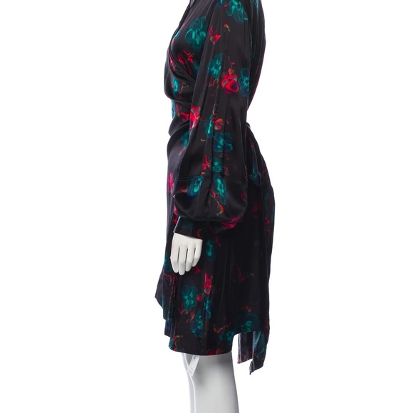 NWT Ganni Black Silk Red/Blue Floral Short Wrap Dress Size 38/M - Picture 2 of 12